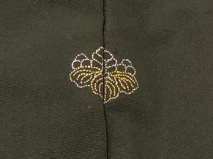 平和屋着物＃羽織　駒刺繍　飛鶴文　黒地　金糸　正絹　逸品　CABK3255in