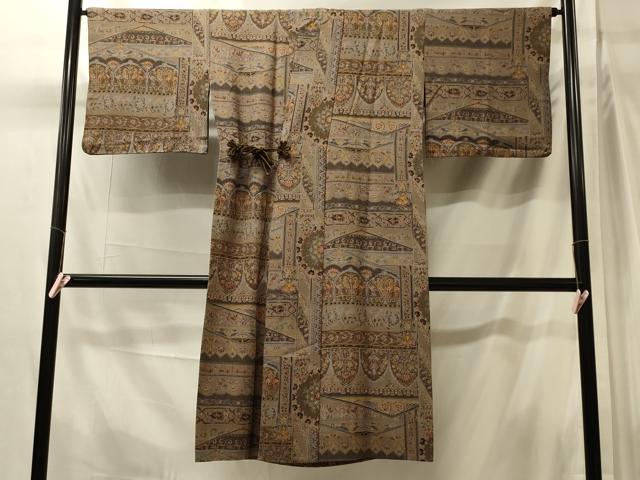 平和屋着物＃道中着　壁画文様　ロング丈　正絹　逸品　CABK3264in