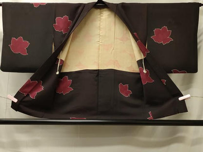 平和屋着物＃羽織　地紋起こし　舞花文　正絹　逸品　CABK3271in