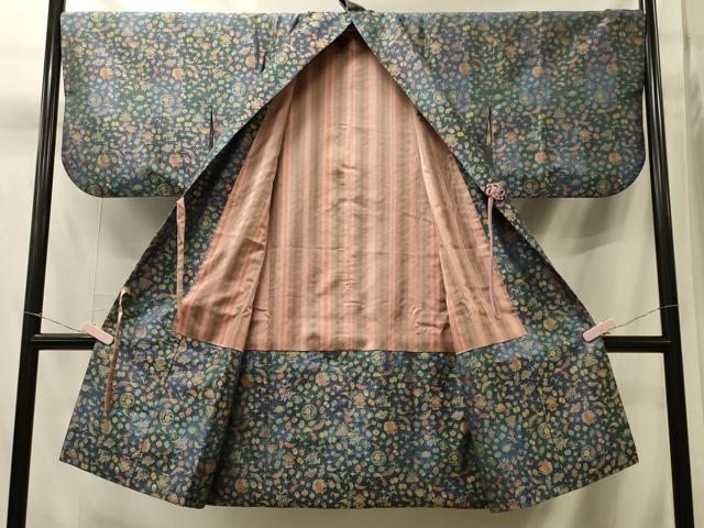 平和屋着物＃道中着　お召地　宝尽くし蝶文　ロング丈　正絹　逸品　CABK3276in