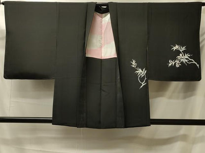 平和屋着物＃羽織 枝葉鳥文 黒地 正絹 逸品 CABK3286in