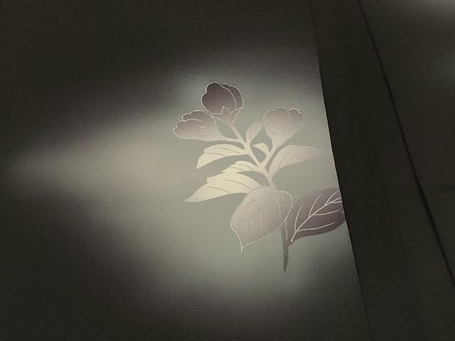平和屋着物＃羽織　刺繍　草花文　暈し染め　黒地　正絹　逸品　CABK3310in