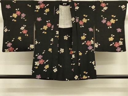 平和屋着物＃羽織　舞桜文　黒地　正絹　逸品　CABK3315in