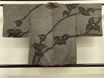 平和屋着物＃羽織　総絞り　枝葉文　黒地　正絹　逸品　CABK3316in