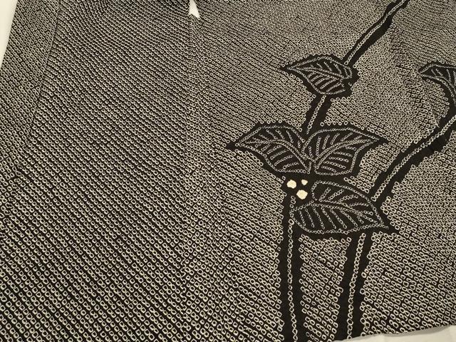平和屋着物＃羽織　総絞り　枝葉文　黒地　正絹　逸品　CABK3316in