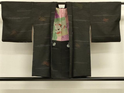 平和屋着物＃羽織 刺繍 紗綾形文 黒地 金銀糸 正絹 逸品 CABK3319in