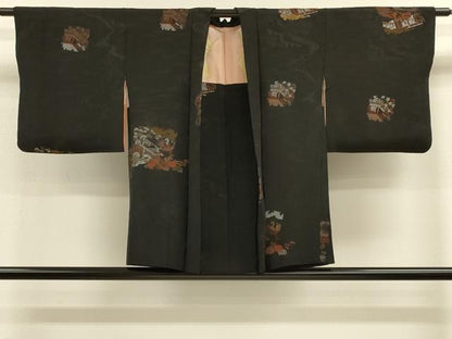 平和屋着物＃羽織 寿光織 色紙風景花文 黒地 金銀糸 正絹 逸品 CABK3320in