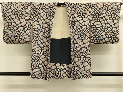 平和屋着物＃羽織 総絞り 石畳文 正絹 逸品 CABK3322in