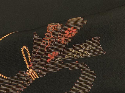 平和屋着物＃羽織　刺繍　雲取り束ね熨斗花文　黒地　金銀彩　正絹　逸品　CABK3323in
