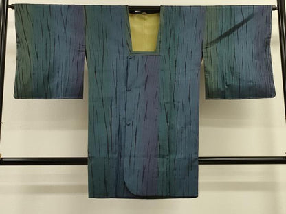 平和屋着物＃本場大島紬　道行コート　竜巻絞り　ロング丈　正絹　逸品　未使用　CABK3332in
