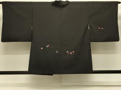 平和屋着物＃羽織　総刺繍　草花文　黒地　正絹　逸品　CABK3349in