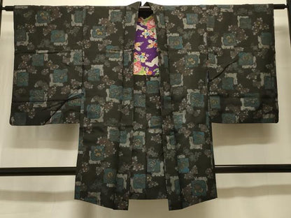平和屋着物＃羽織 破れ色紙花鳥文 黒地 正絹 逸品 CABK3367in