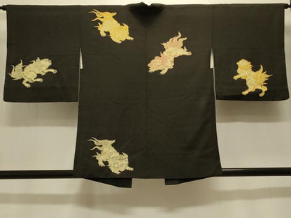 平和屋着物＃羽織 刺繍 唐獅子 黒地 正絹 逸品 CABK3382in