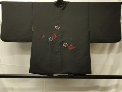 平和屋着物＃羽織 総刺繍 枝花文 黒地 正絹 逸品 CABK3440in