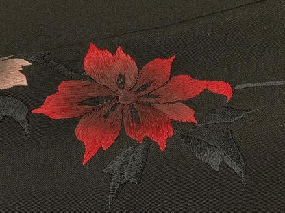 平和屋着物＃羽織 総刺繍 枝花文 黒地 正絹 逸品 CABK3440in