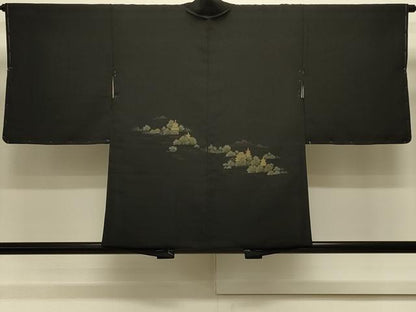 平和屋着物＃羽織 寿光織 風景文 黒地 金糸 正絹 逸品 未使用 CABK3472in