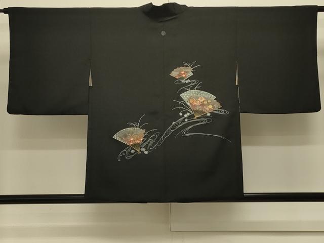 平和屋着物＃羽織 駒刺繍 総刺繍 流水扇面花文 黒地 正絹 逸品 CABK3492in