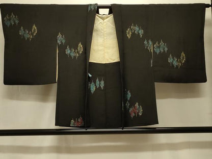 平和屋着物＃羽織 寿光織 樹林文 黒地 金糸 正絹 逸品 CABK3520in