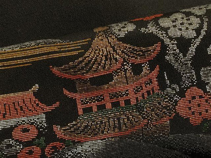 平和屋着物＃羽織 寿光織 風景花文 黒地 銀糸 正絹 逸品 CABK3579in