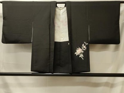 平和屋着物＃羽織 手描き 枝花文 黒地 正絹 逸品 CABK3596in