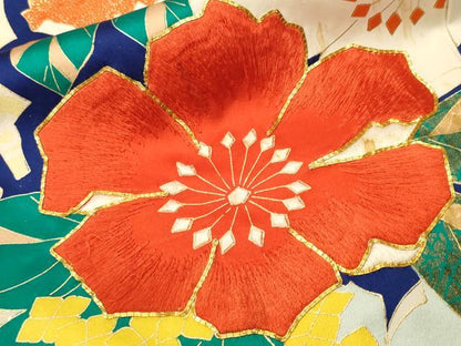 平和屋着物■豪華振袖　駒刺繍　草花文　金彩　正絹　逸品　CABK3618ev