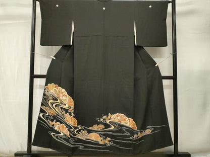 平和屋着物■豪華黒留袖　総刺繍　流水菊文　宝尽し花唐草文　金彩　松坂屋扱い　　正絹　逸品　CABK3856ev