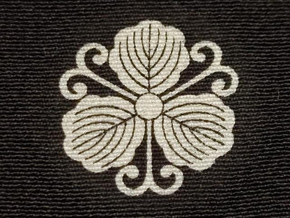 平和屋着物■豪華黒留袖　作家物　珠千鳥　飛鶴御所解文　暈し染め　反端付き　正絹　逸品　CABK3902ev
