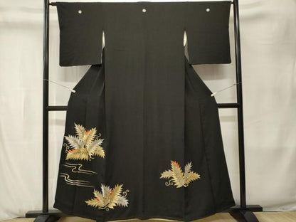 平和屋着物■豪華黒留袖　刺繍　唐草文　金銀糸　正絹　逸品　CABK3943ev