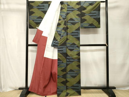 平和屋着物■本場大島紬　100亀甲　エ霞蒔絵文　正絹　逸品　CABK3951ev