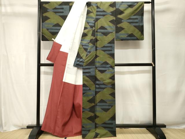 平和屋着物■本場大島紬　100亀甲　エ霞蒔絵文　正絹　逸品　CABK3951ev