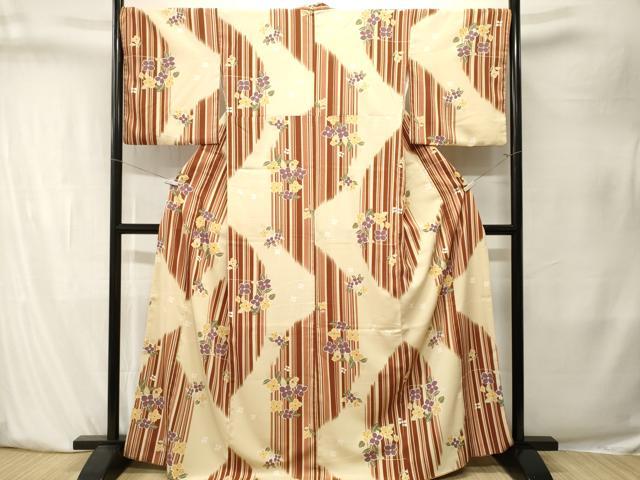 平和屋着物■小紋　よろけ縞花文　洗える着物　CABK4064ev