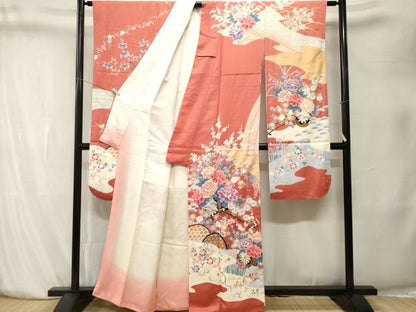 平和屋着物■豪華振袖　駒刺繍　流水籬鴛鴦花車文　金彩　正絹　逸品　CABK4087ev