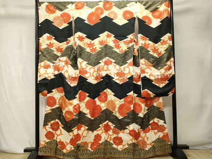 平和屋着物■豪華振袖　駒刺繍　花唐草文　金彩　正絹　逸品　CABK4198ev