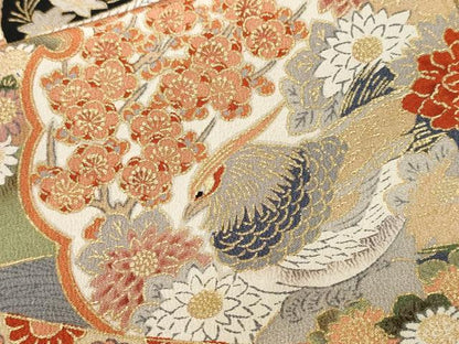 平和屋着物■豪華黒留袖　駒刺繍　雪輪孔雀御所解文　金彩　正絹　逸品　CABK4351ev