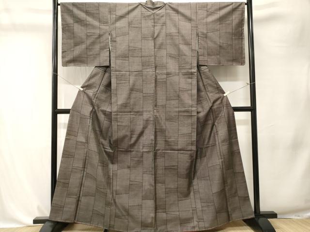平和屋着物■本場大島紬　9マルキ　幾何学文　正絹　逸品　未使用　CABK4366ev