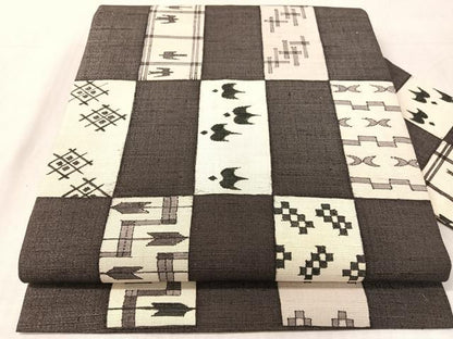 平和屋着物●九寸名古屋帯　作家物　紬地　市松絣文様　銀通し地　正絹　逸品　CABK4411vp