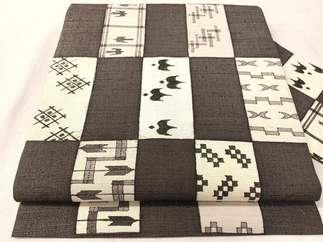 平和屋着物●九寸名古屋帯　作家物　紬地　市松絣文様　銀通し地　正絹　逸品　CABK4411vp