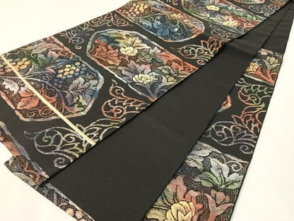 平和屋着物●六通柄袋帯　葡萄唐草文　黒地　金糸　正絹　逸品　CABK4715vp