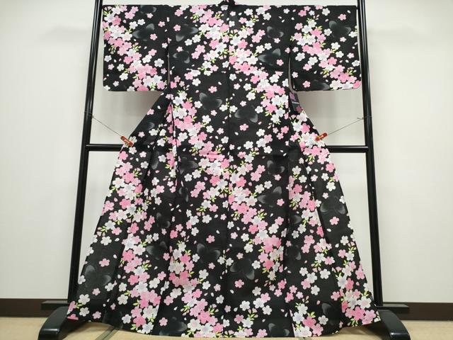平和屋着物∴夏物　浴衣　舞蝶桜　黒地　金彩　逸品　未使用　CABK5211ng