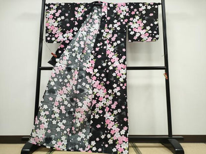 平和屋着物∴夏物　浴衣　舞蝶桜　黒地　金彩　逸品　未使用　CABK5211ng