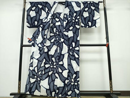平和屋着物∴夏物　浴衣　有松鳴海絞り　舞花文　綿　逸品　CABK5256ng