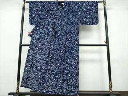 平和屋着物∴夏物　浴衣　有松鳴海絞り　舞花尽くし　綿　逸品　CABK5281ng