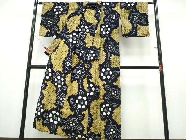 平和屋着物∴夏物　浴衣　有松鳴海絞り　枝花文　黒地　綿　逸品　CABK5295ng