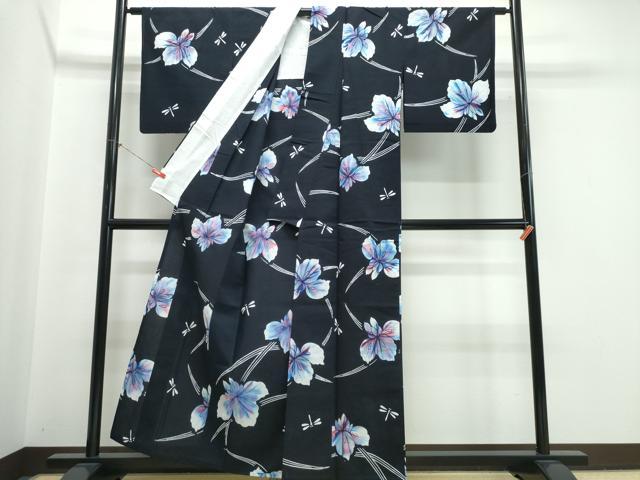 平和屋着物∴夏物　浴衣　注染　手縫い　蜻蛉　舞花文　黒地　綿　逸品　CABK5382ng