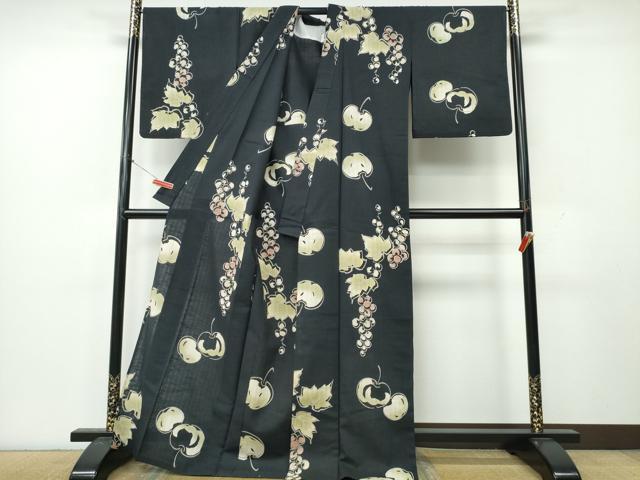 平和屋着物∴夏物　浴衣　注染　手縫い　葡萄　林檎　リンゴ　成り物　黒地　綿　逸品　CABK5497ng