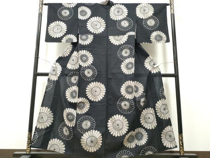 平和屋着物∴夏物　浴衣　注染　手縫い　舞花文　黒地　綿　逸品　CABK5508ng