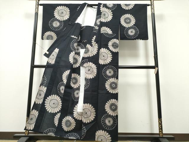 平和屋着物∴夏物　浴衣　注染　手縫い　舞花文　黒地　綿　逸品　CABK5508ng
