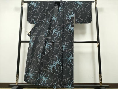 平和屋着物∴夏物　浴衣　注染　手縫い　蜘蛛　黒地　綿　逸品　CABK5510ng