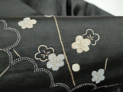 平和屋着物●アンティーク　大正ロマン　九寸名古屋帯　総刺繍　草花文　黒地　正絹　逸品　CABK5614hy