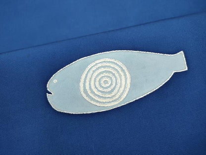 平和屋着物●塩瀬　九寸名古屋帯　魚　銀彩　正絹　逸品　CABK5621hy